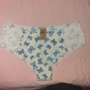 VS Pink cheeky undies